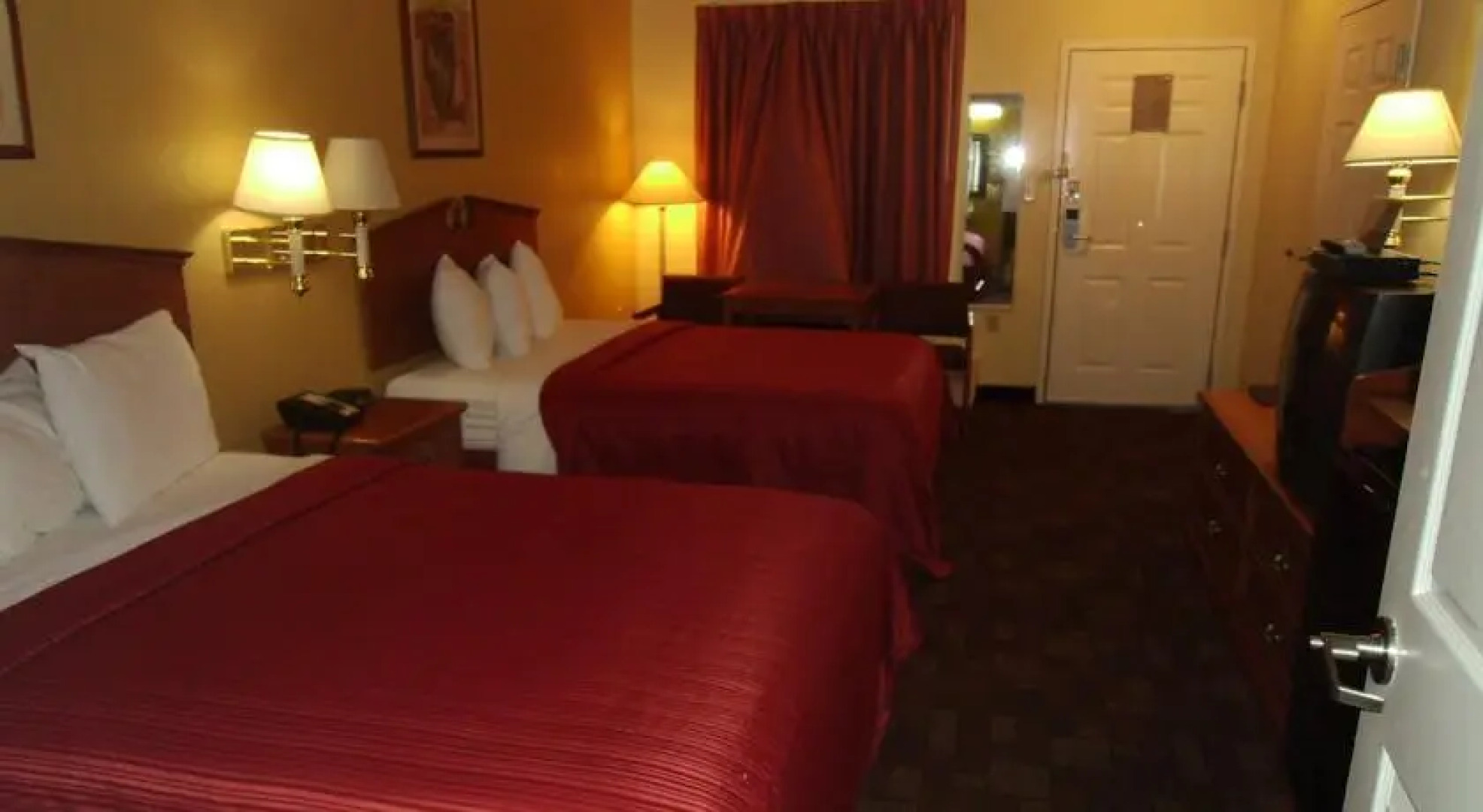 Guesthouse Inn and Suites