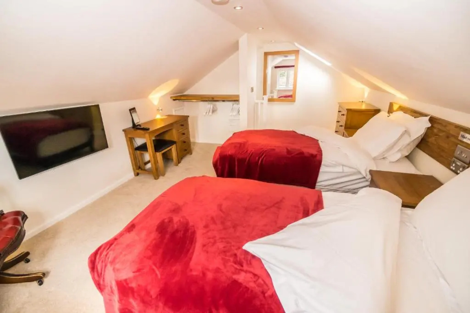 Badgers Den - Covehurst Bay Holiday Cottage