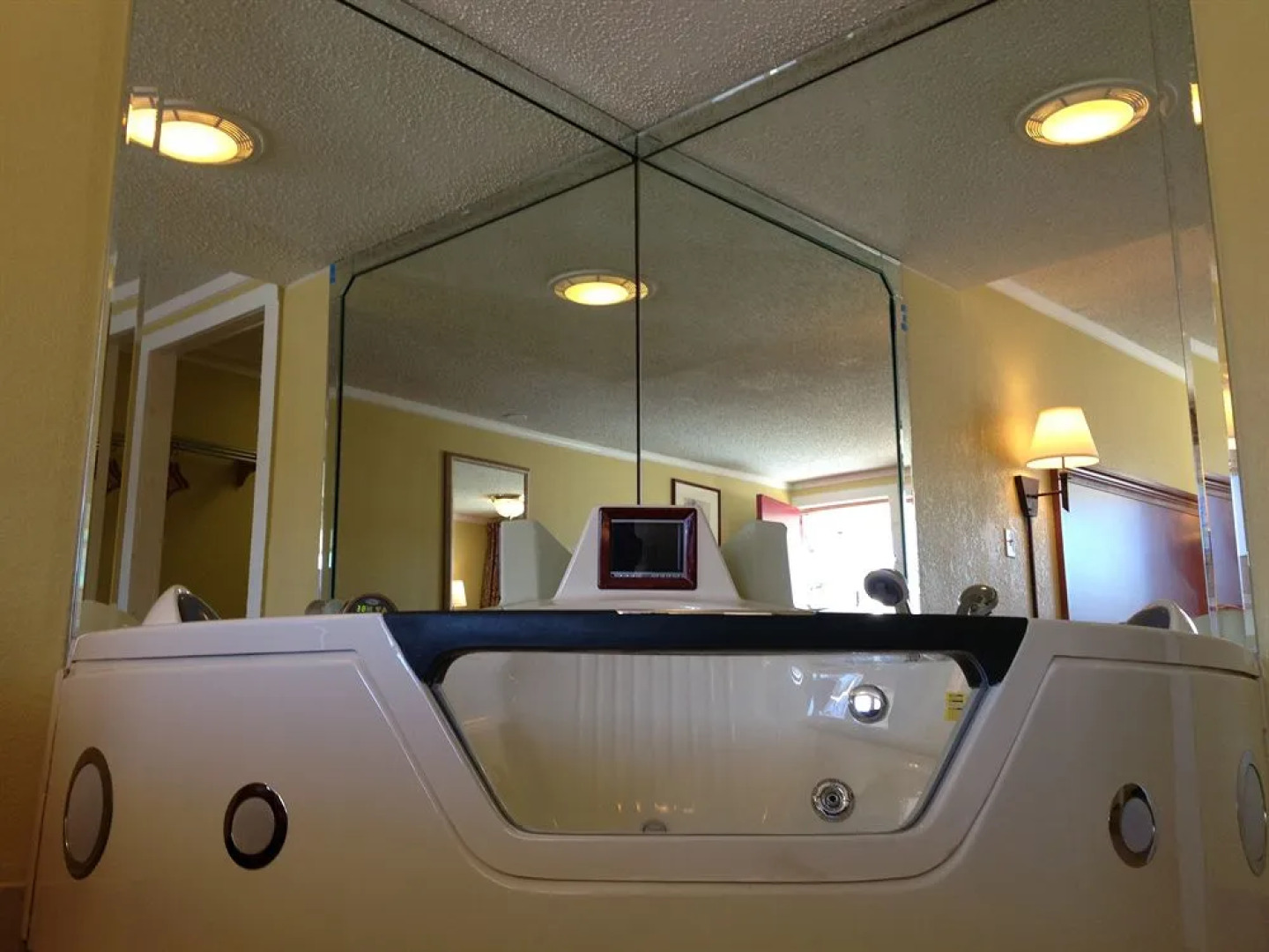 Americas Best Value Inn Conyers