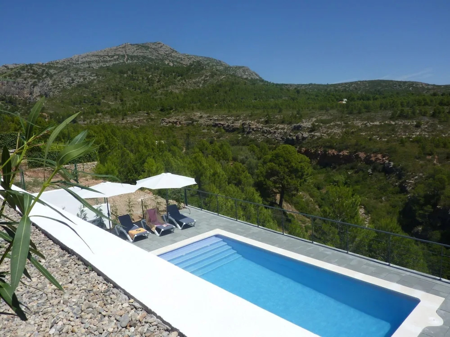 Modern Villa With Private Pool and Stunning Views of Nature