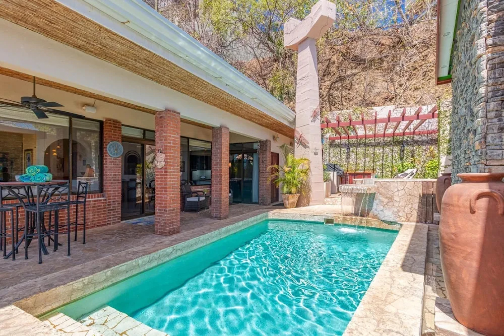 Luxury Flamingo villa with outdoor bar - pool and magnificent views