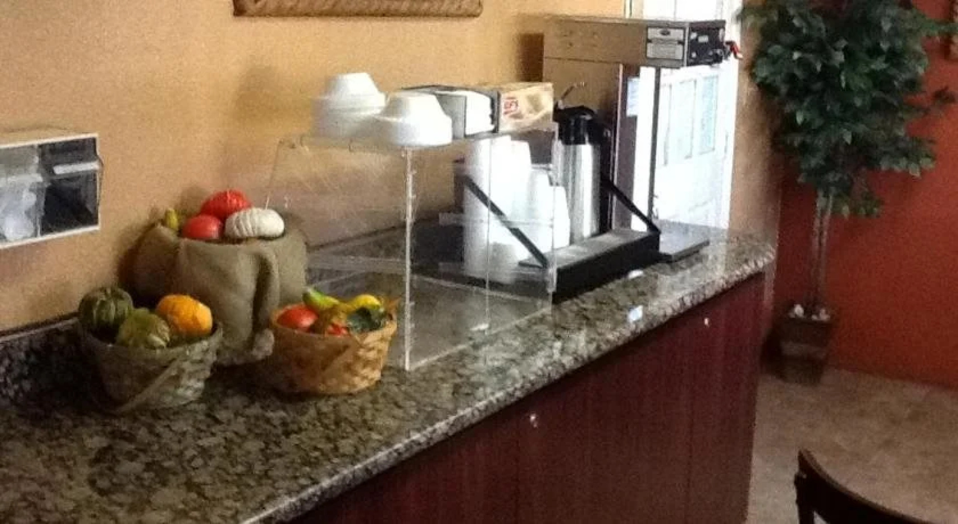 Americas Best Inn and Suites Fort Lauderdale North