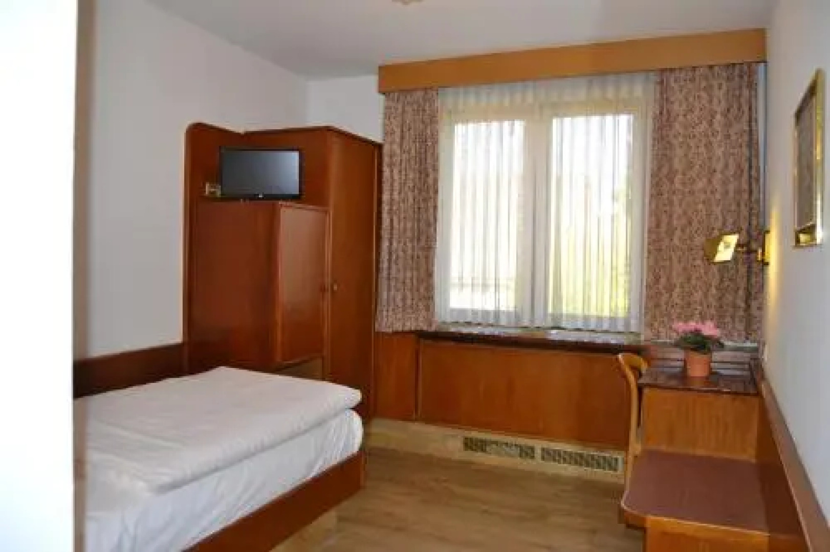 Top Hotel Garni