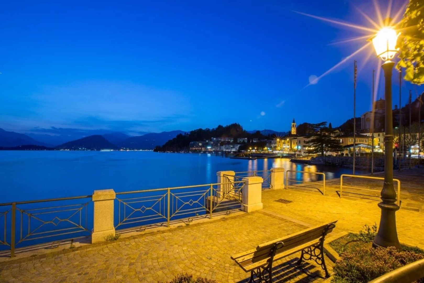 Villa Al Golfo Pool and View