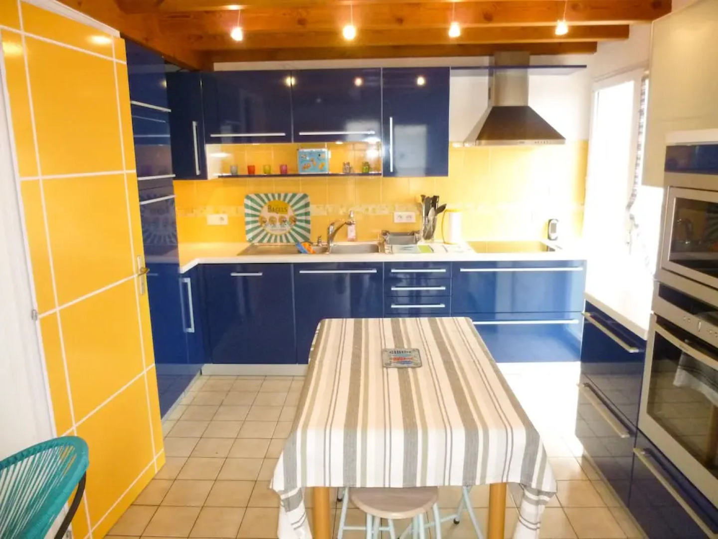 Maison grand jardin et vue sur mer