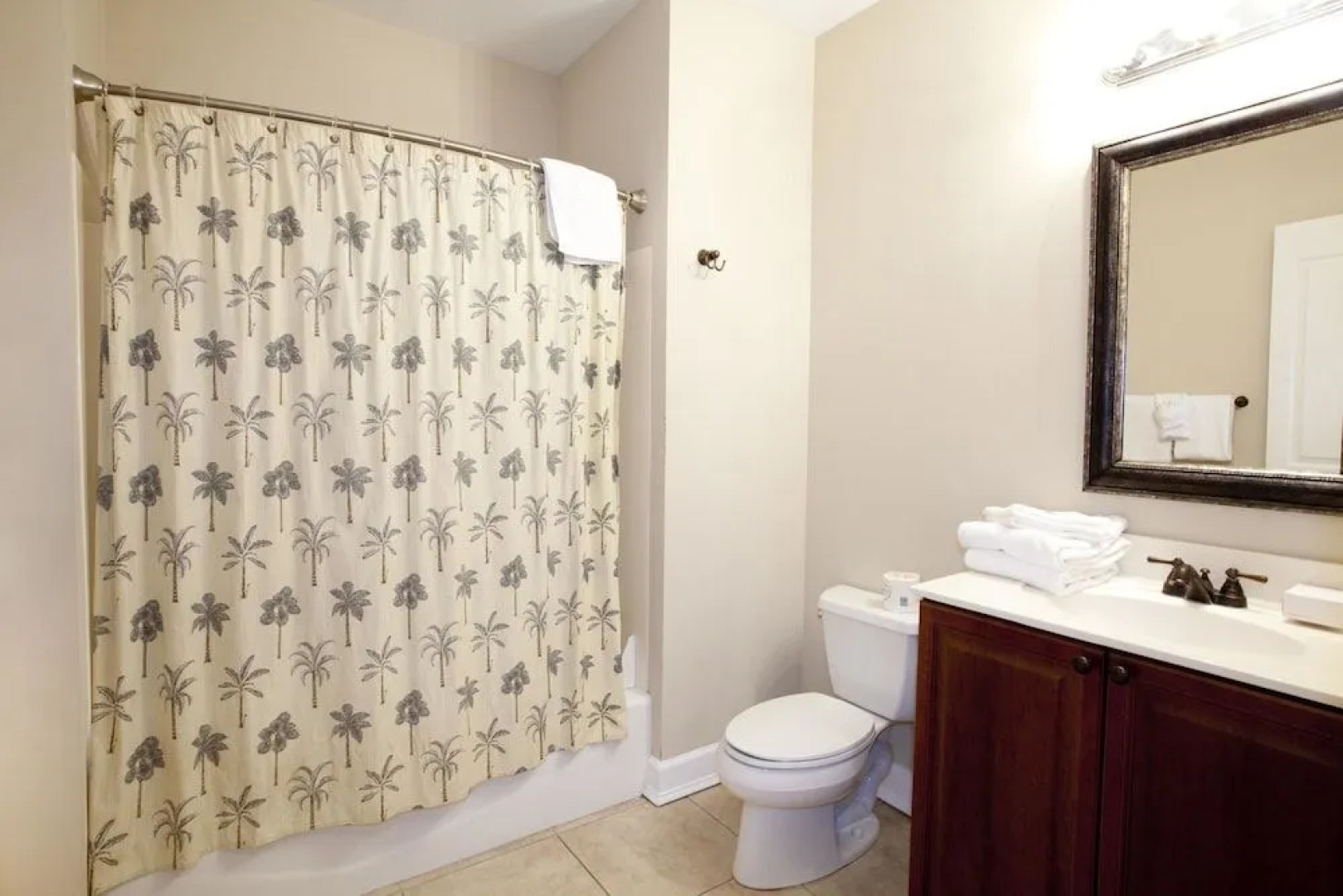 Reflections at Bay Point by Panhandle Getaways