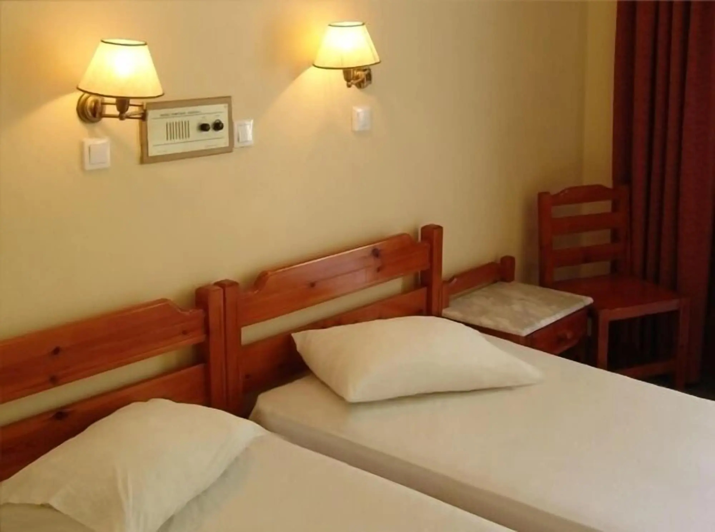 Dimitris Paritsa Hotel