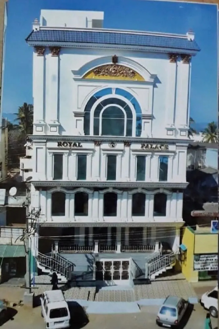 Treebo Trend Royal Palace Chikmagalur