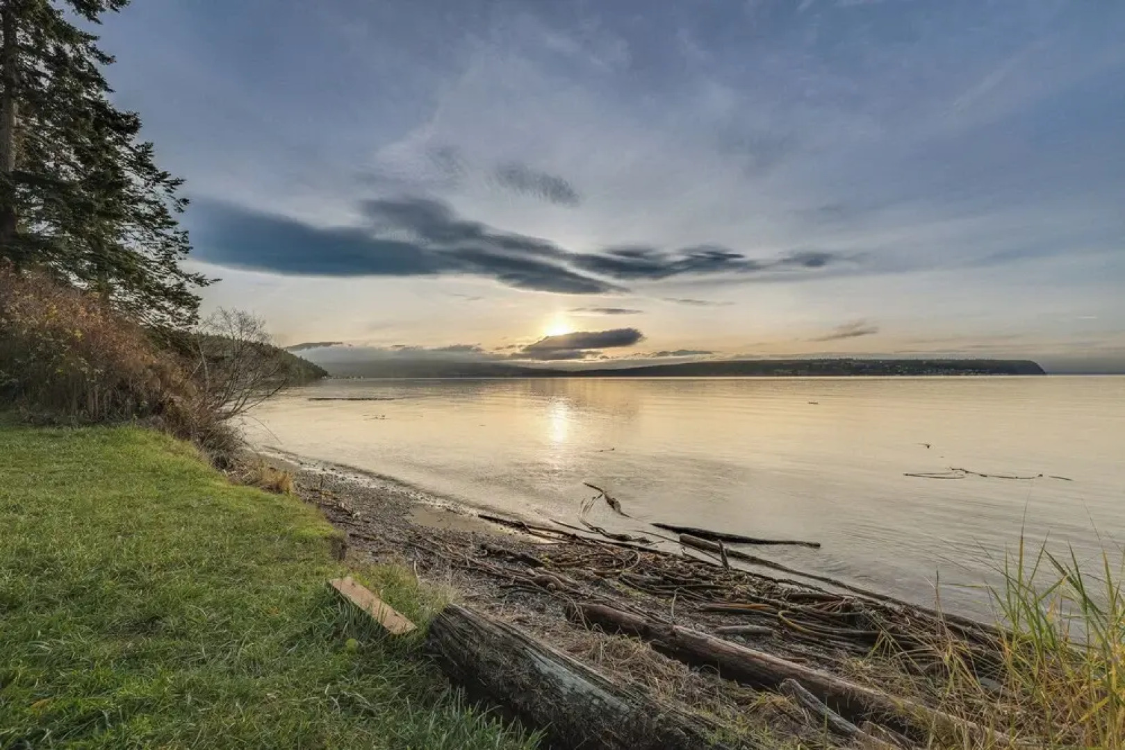 Port Townsend Escape w/ Deck, Bay & Mountain Views