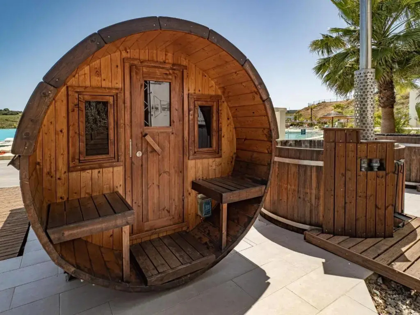 2278-Modern apt in the Alcazaba Lagoon