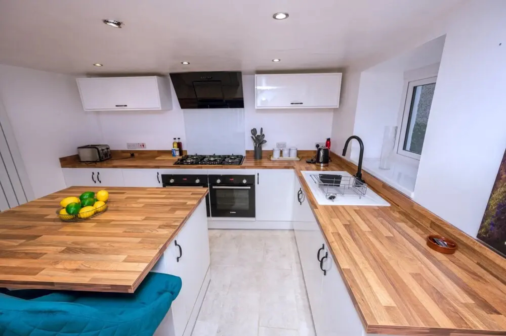 Inviting 2-bed House in Afan Forest Port Talbot