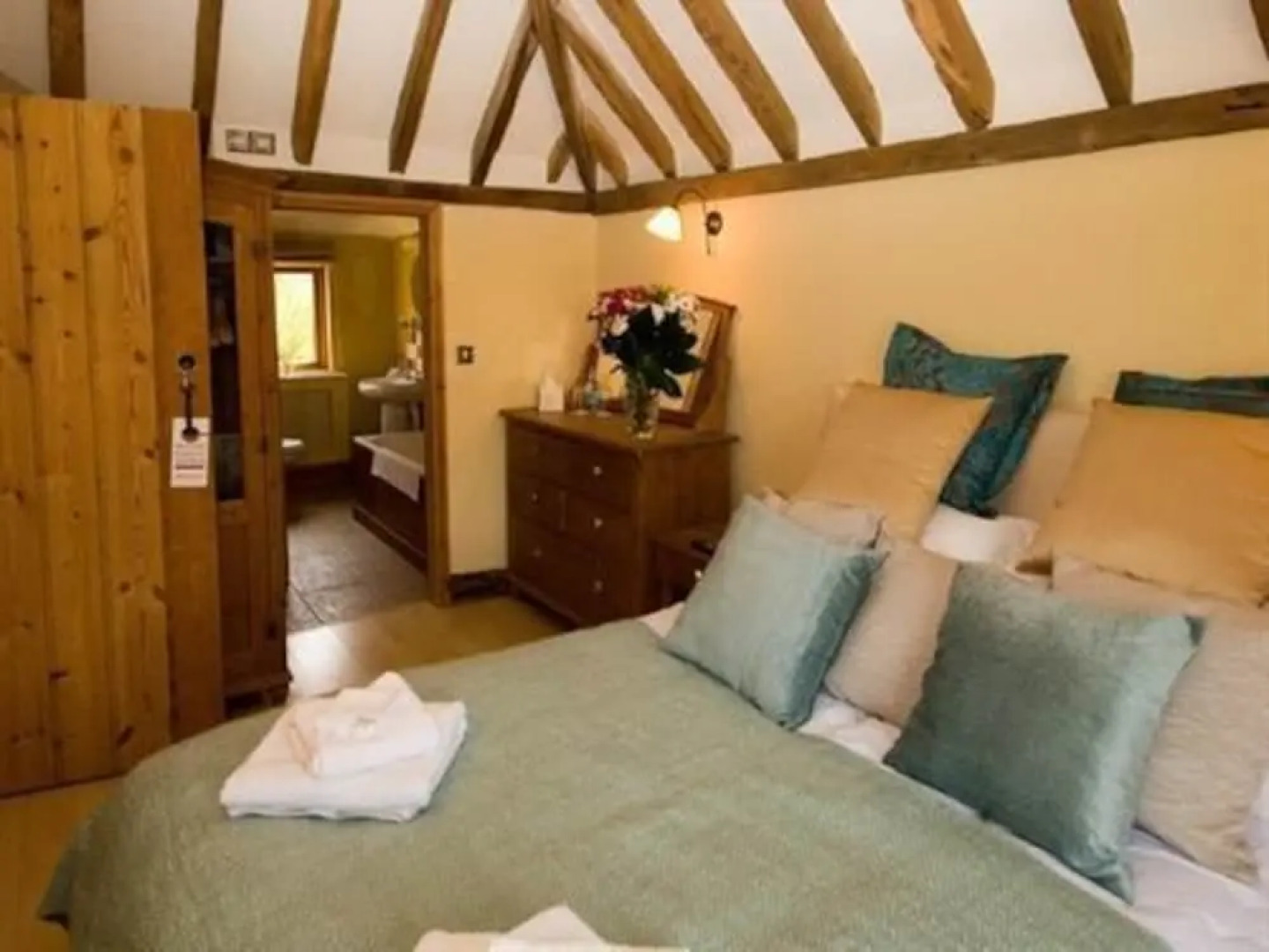 Frasers At Coldharbour Farm