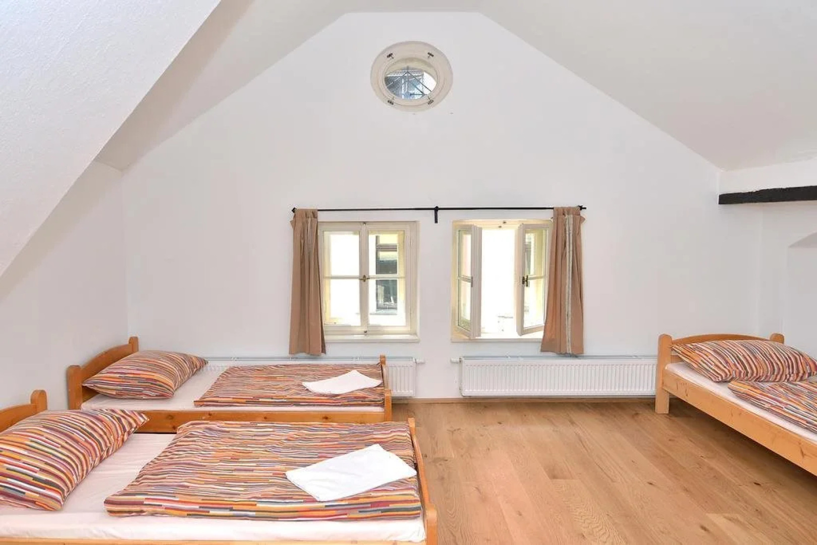 Ritchies Hostel & Hotel