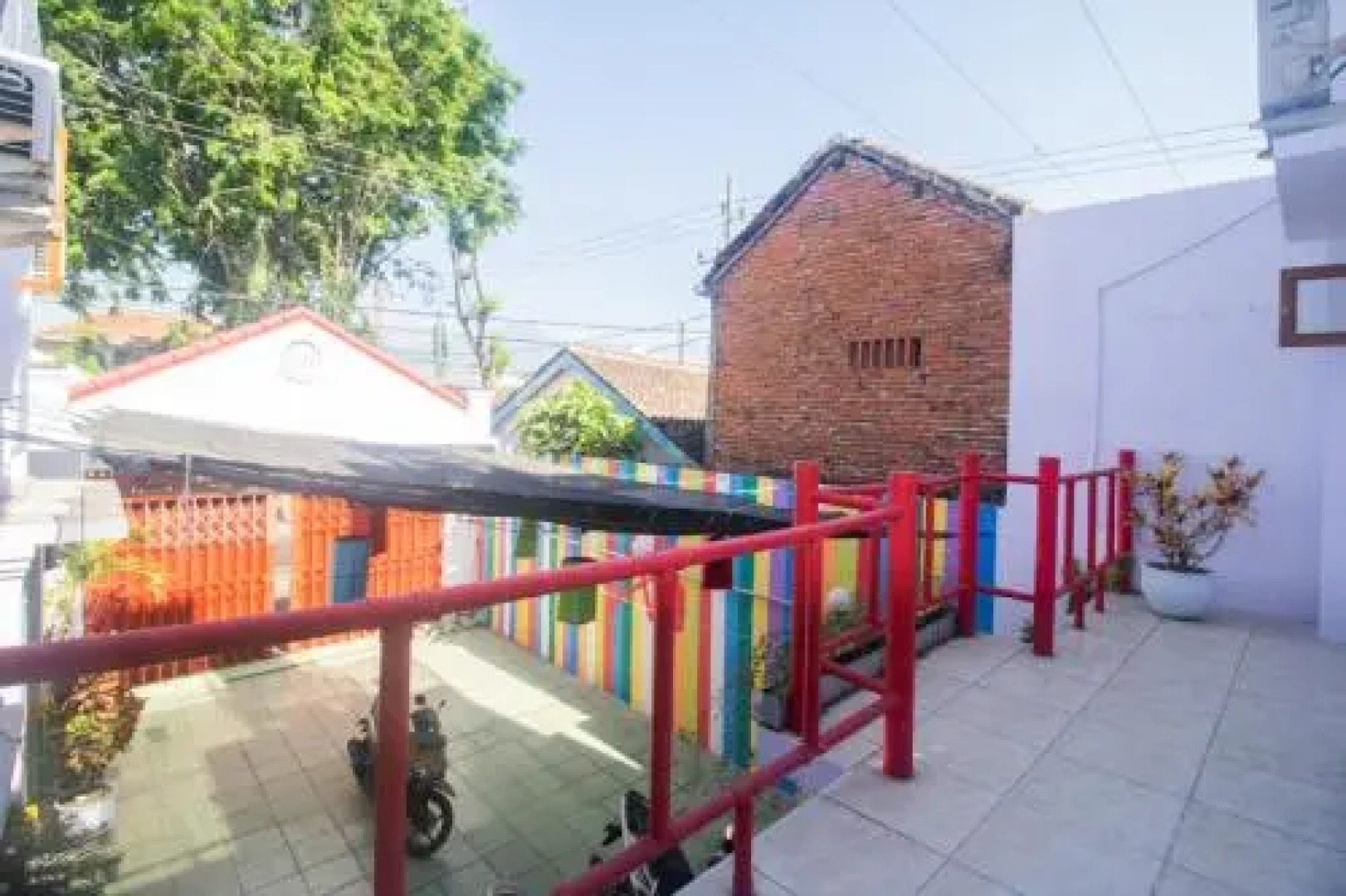 RedDoorz Near Pantai Boom