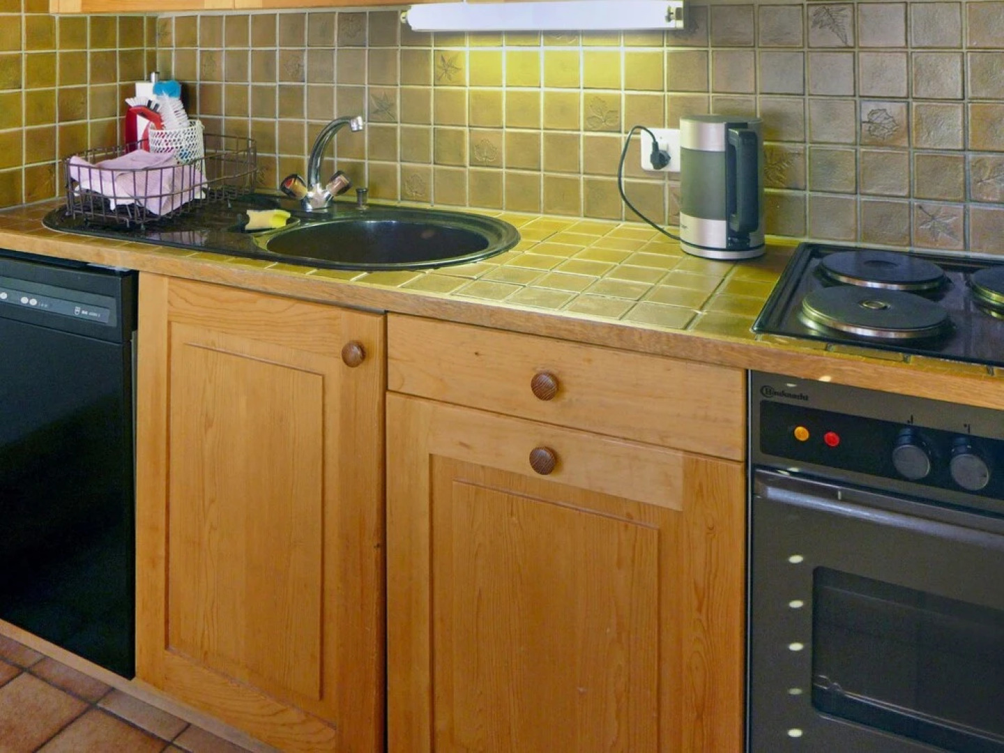 L Batcho Ayer in Ayer