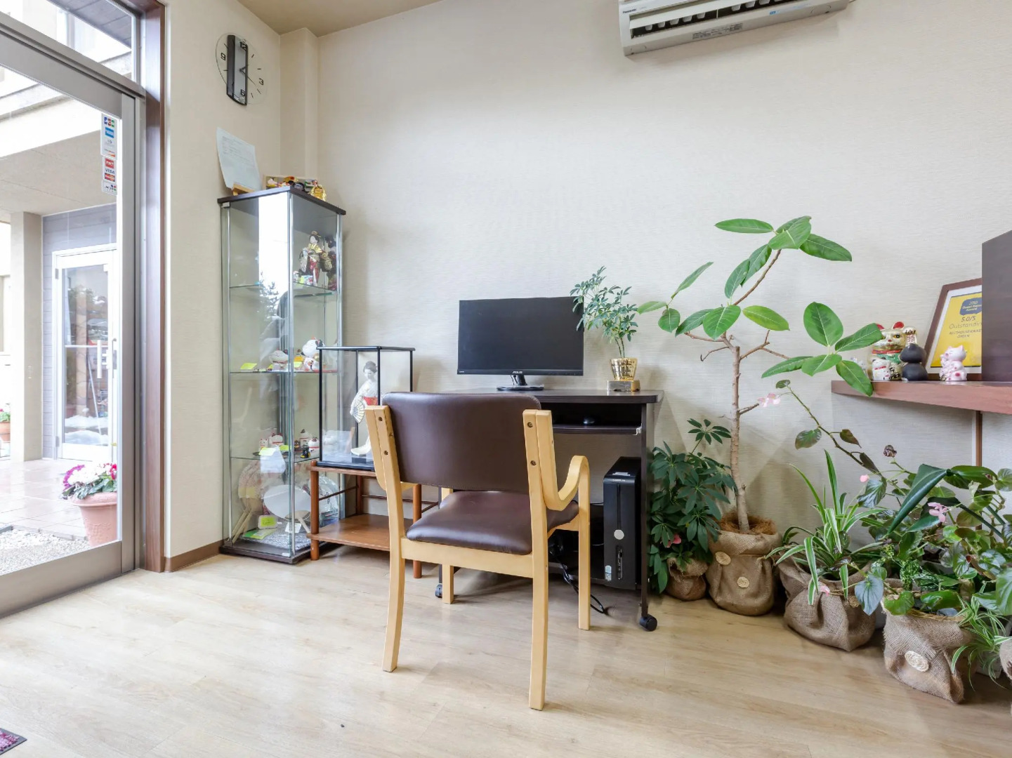 OYO 44715 International Hotel Kaike