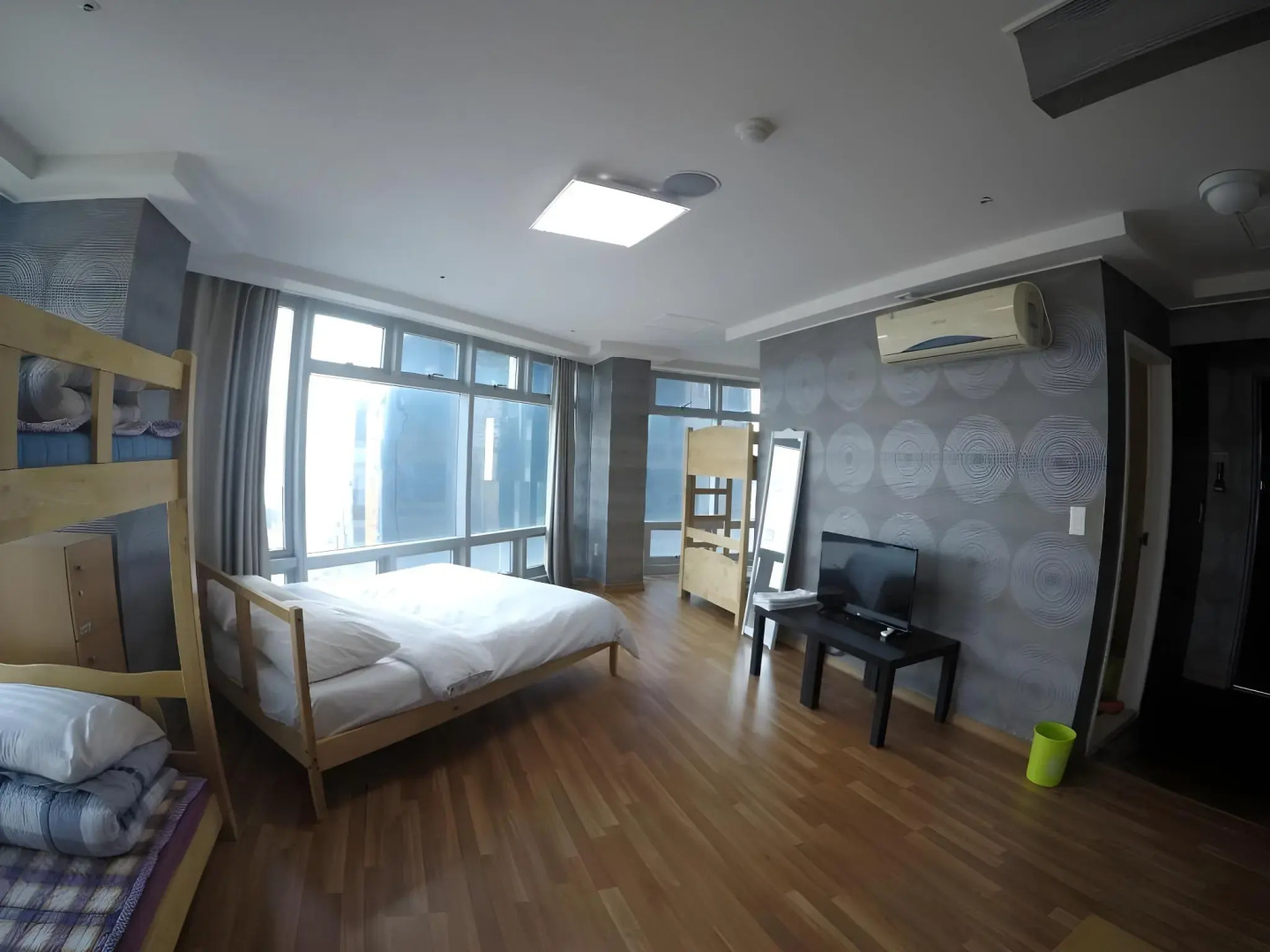 Popcorn Hostel Haeundae