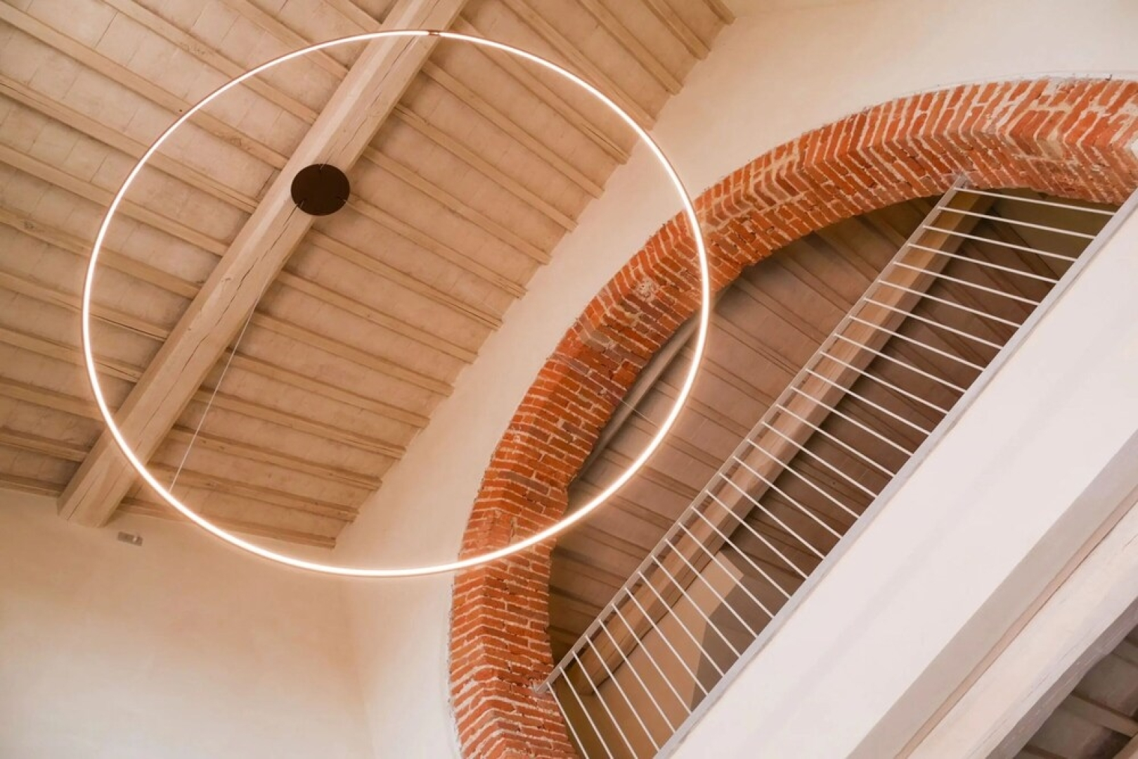 Trilo Classic Modern Apt Close to Pistoia