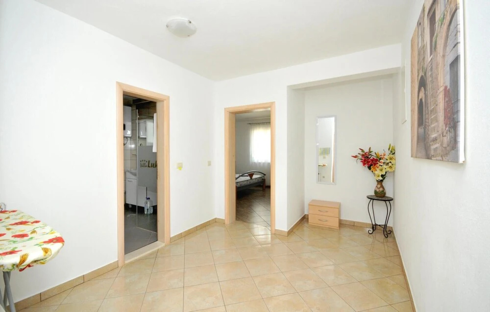 Beautiful Home in Kastel Stafilic With Wifi and 4 Bedrooms