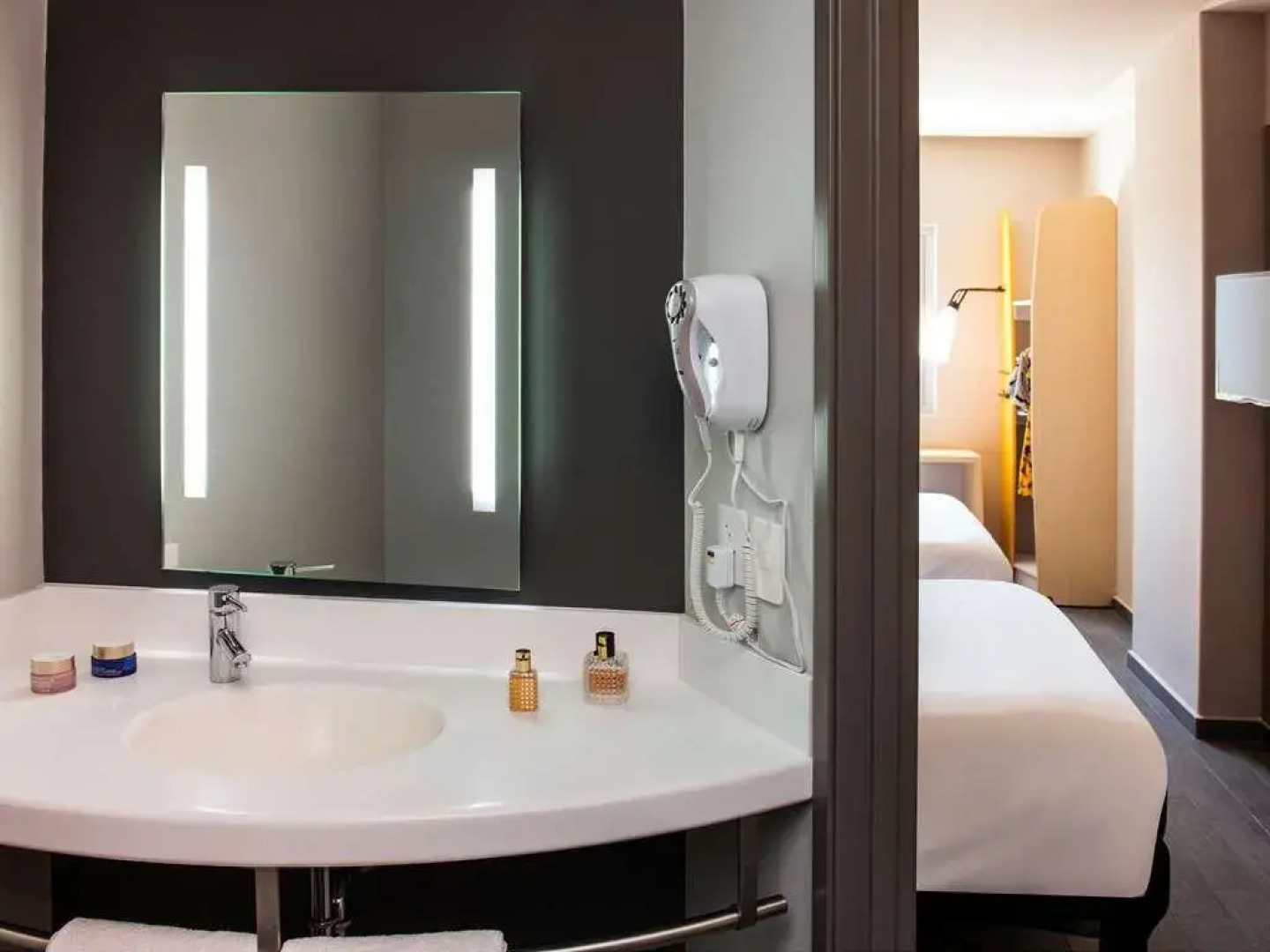 Ibis Tijuana Zona Rio