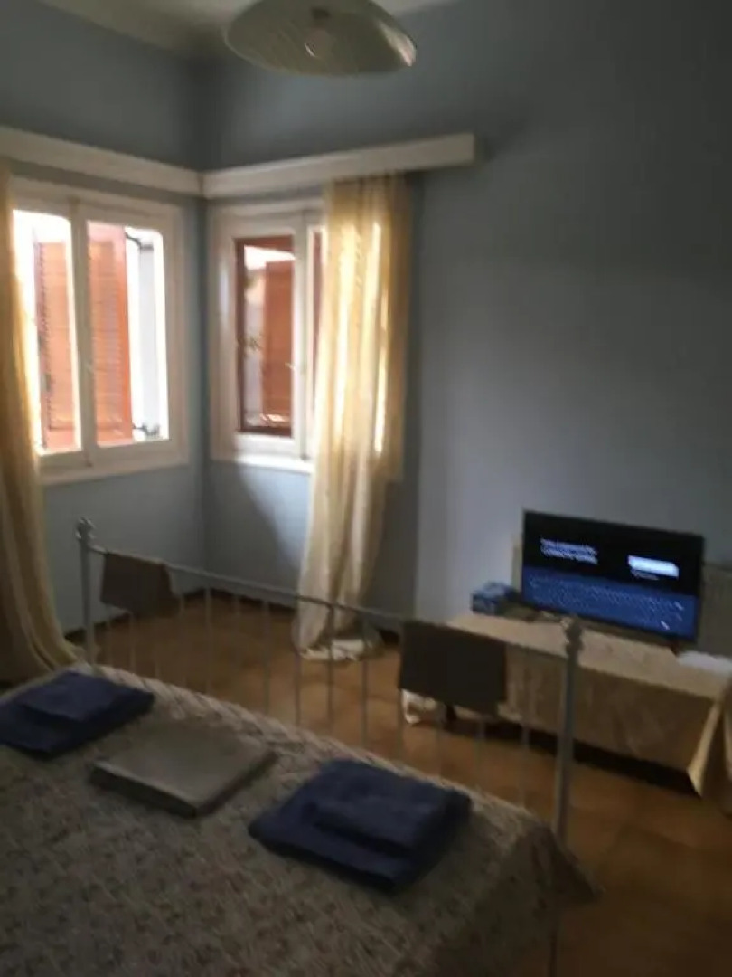 Tiffany's 5' min from airport