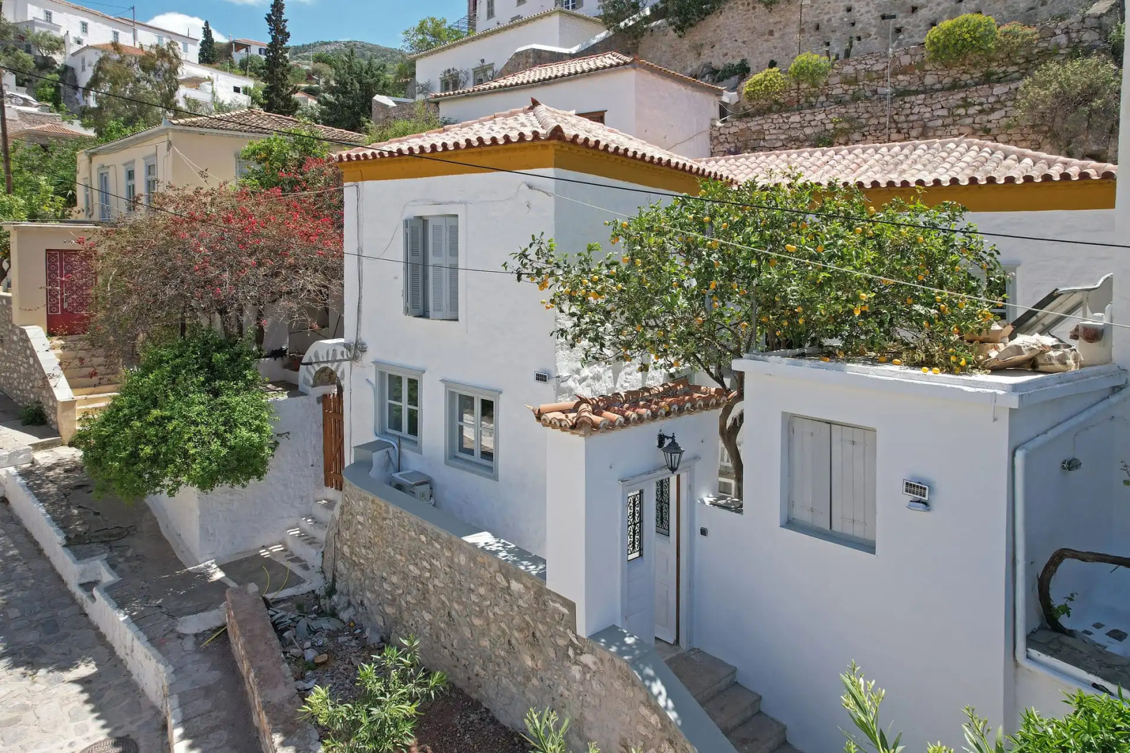 Douskos Citrus Apartments Hydra