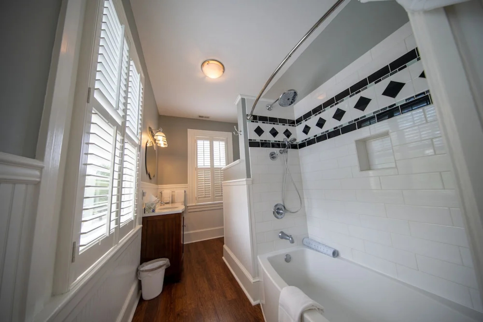 The Edenton Collection-Captain's Quarters Inn