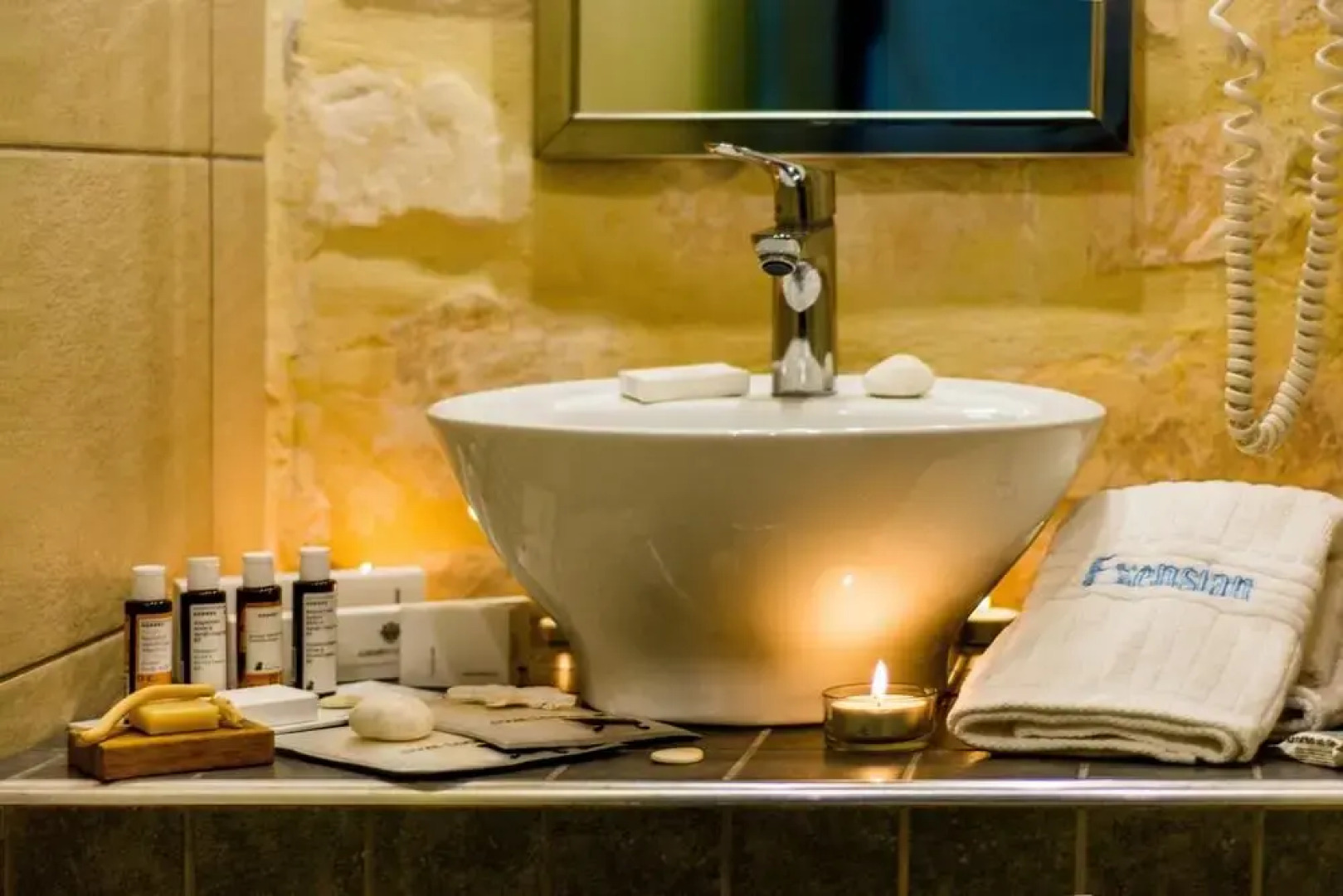 Exensian Villas & Suites