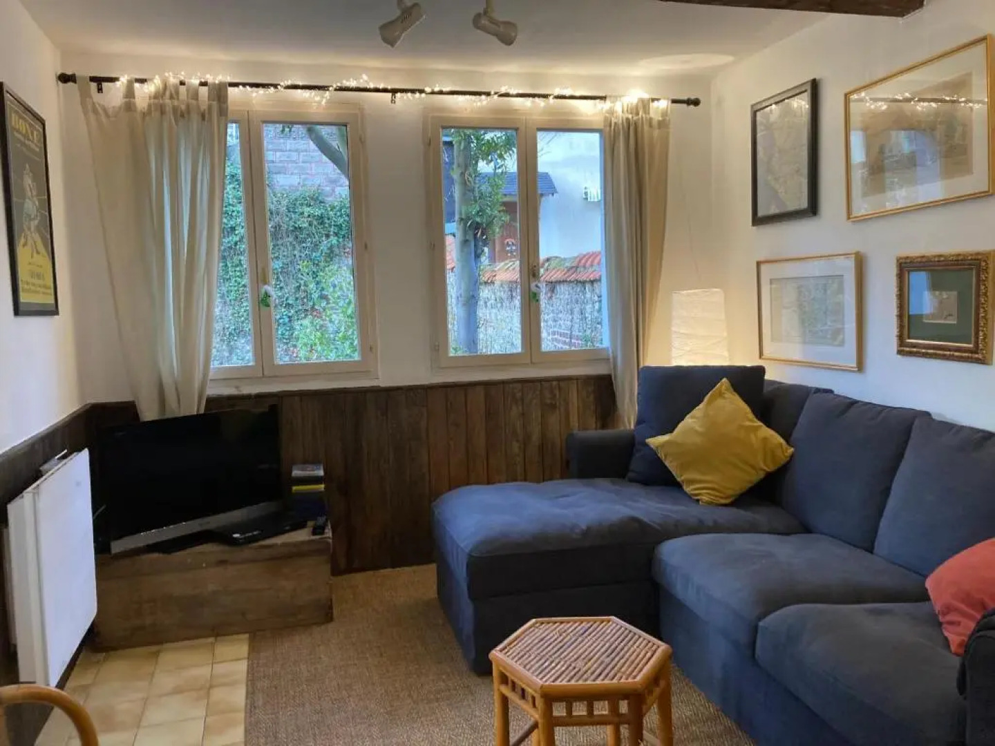 Dieppe centre charming spacious home for 2-8 guests