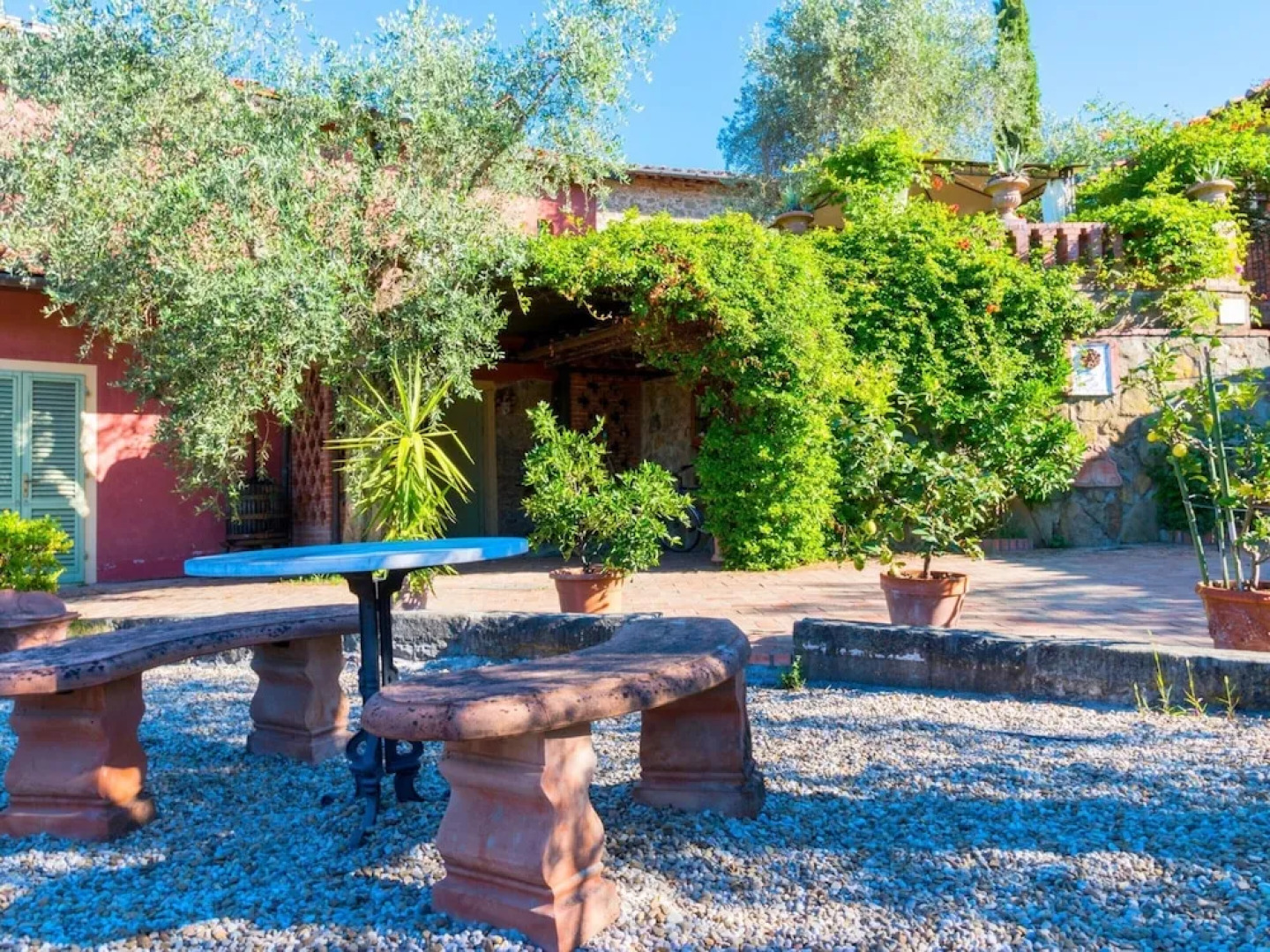 Farmhouse in Tuscany With Pool & Sauna