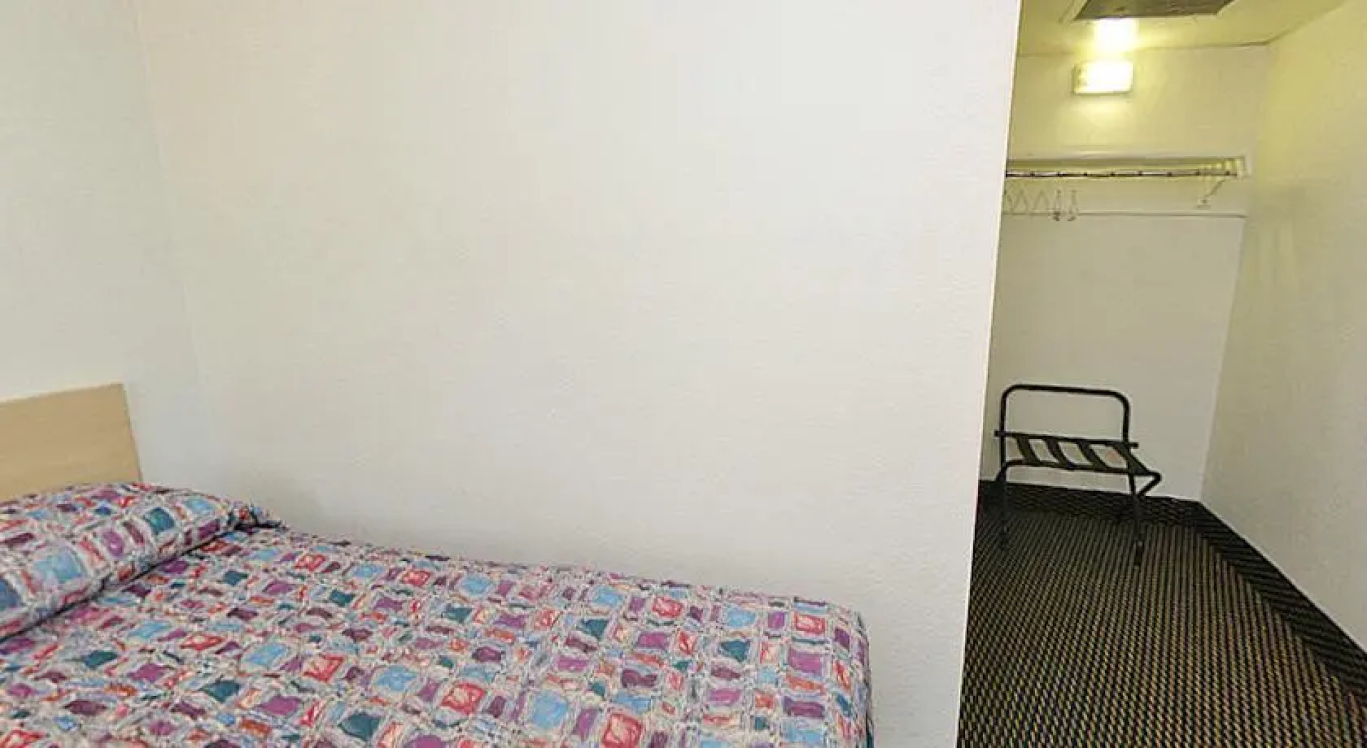 Americas Best Value Inn - St. Louis/North