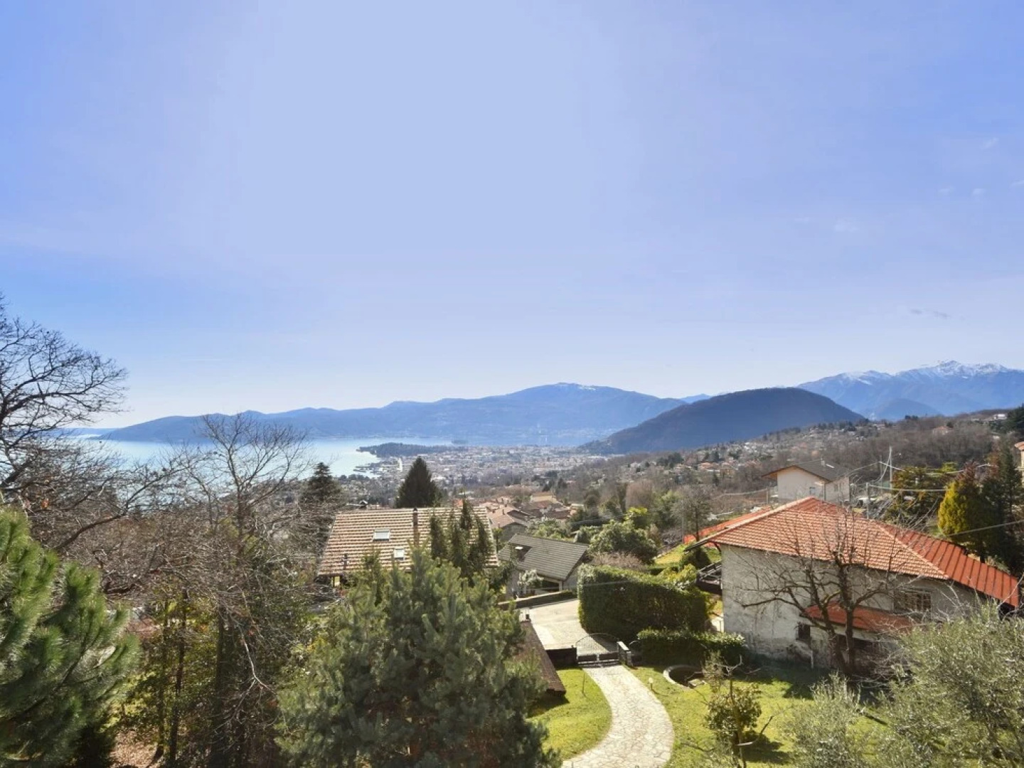 Pleasing Cottage in Cargiogo With Private Garden