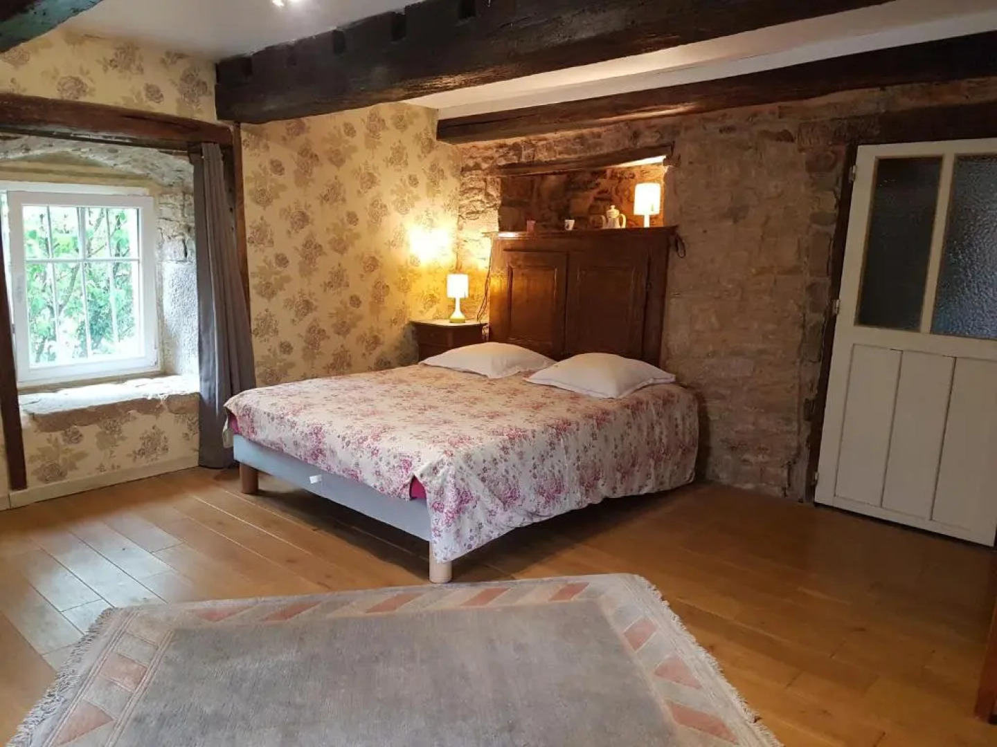 Spacieuse ferme rénovée fin 18ième s. classée 3*