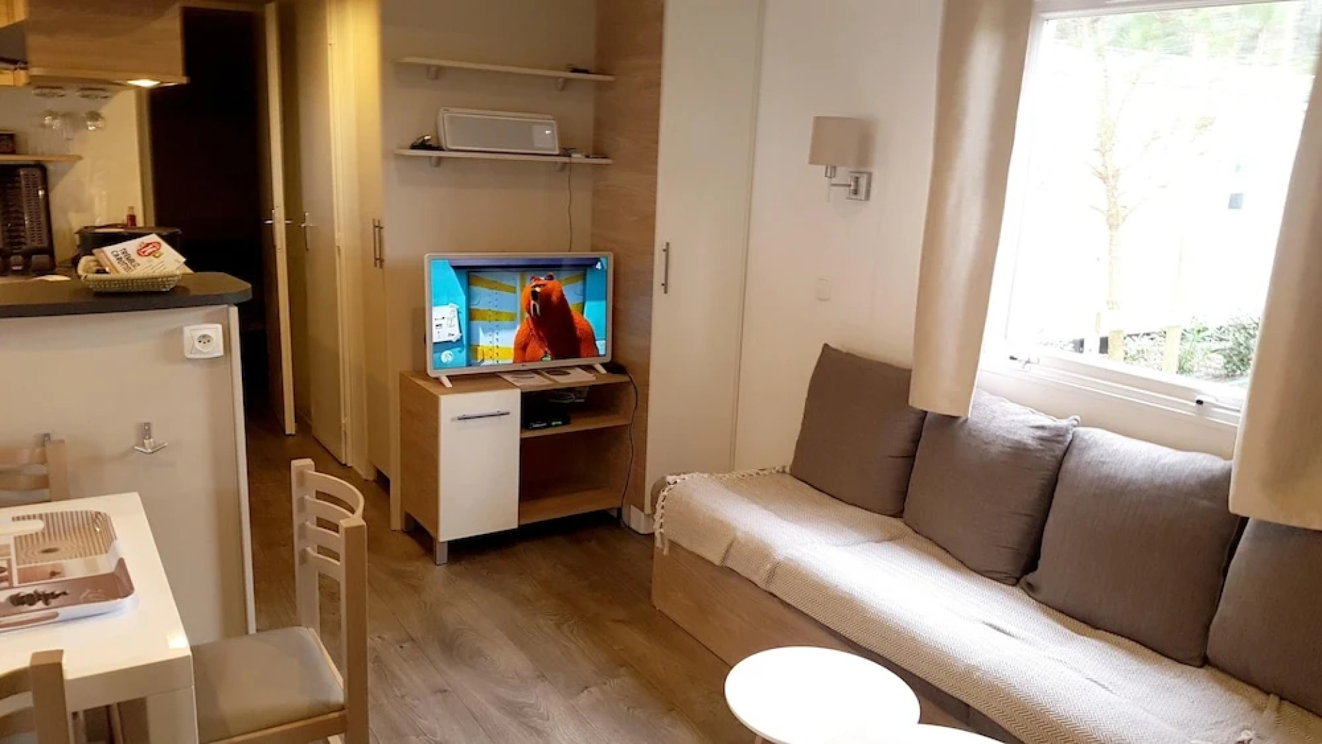 Property With 3 Bedrooms in Saint-julien-en-born, With Pool Access and