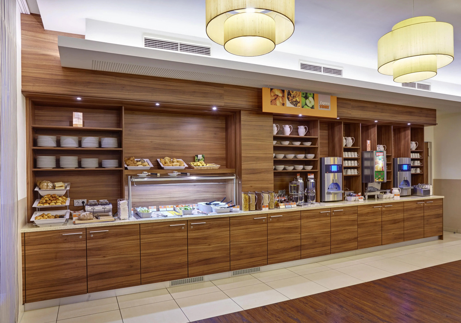 Premier Inn Frankfurt City Centre