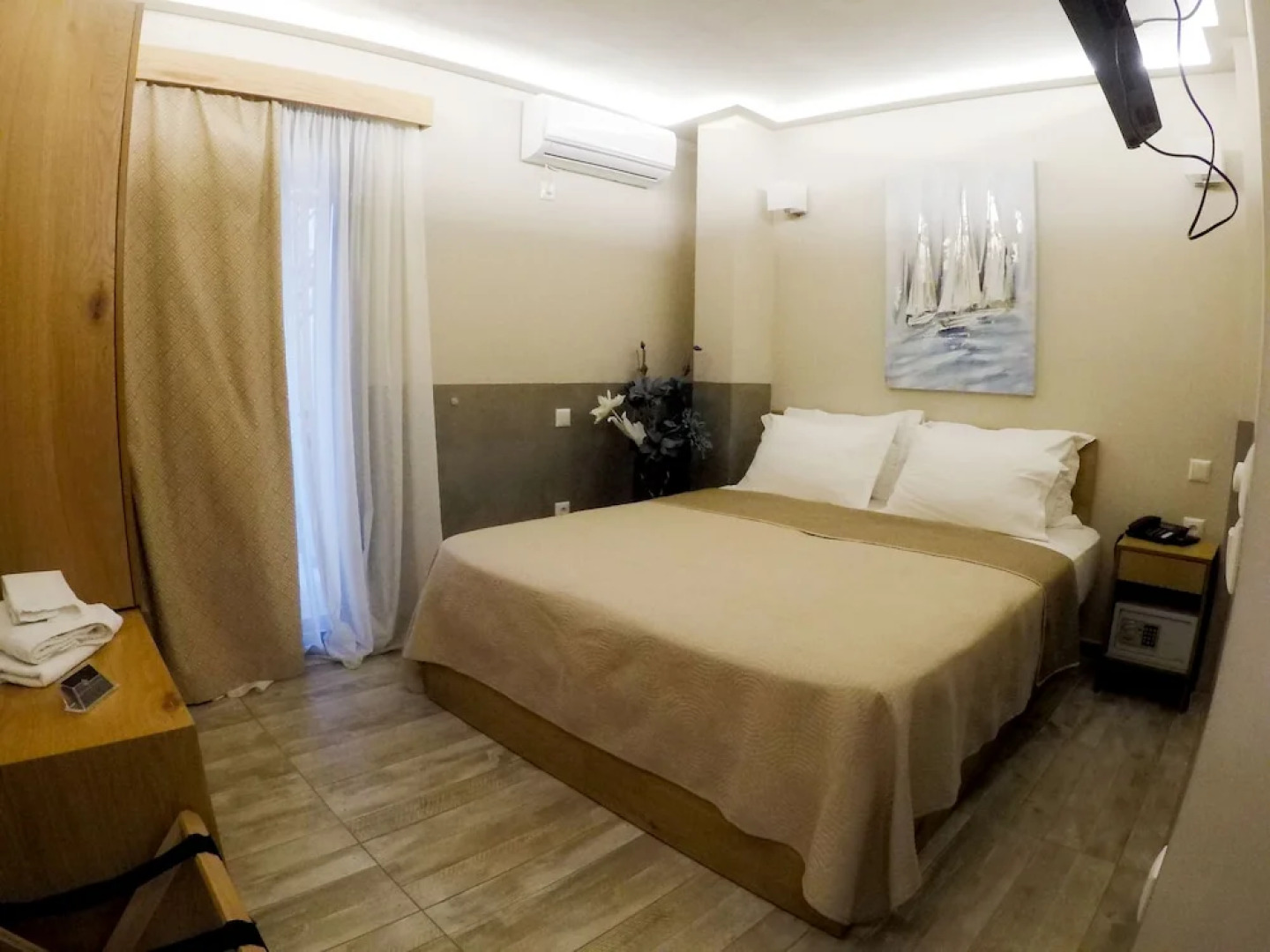 Azante Boutique Suites