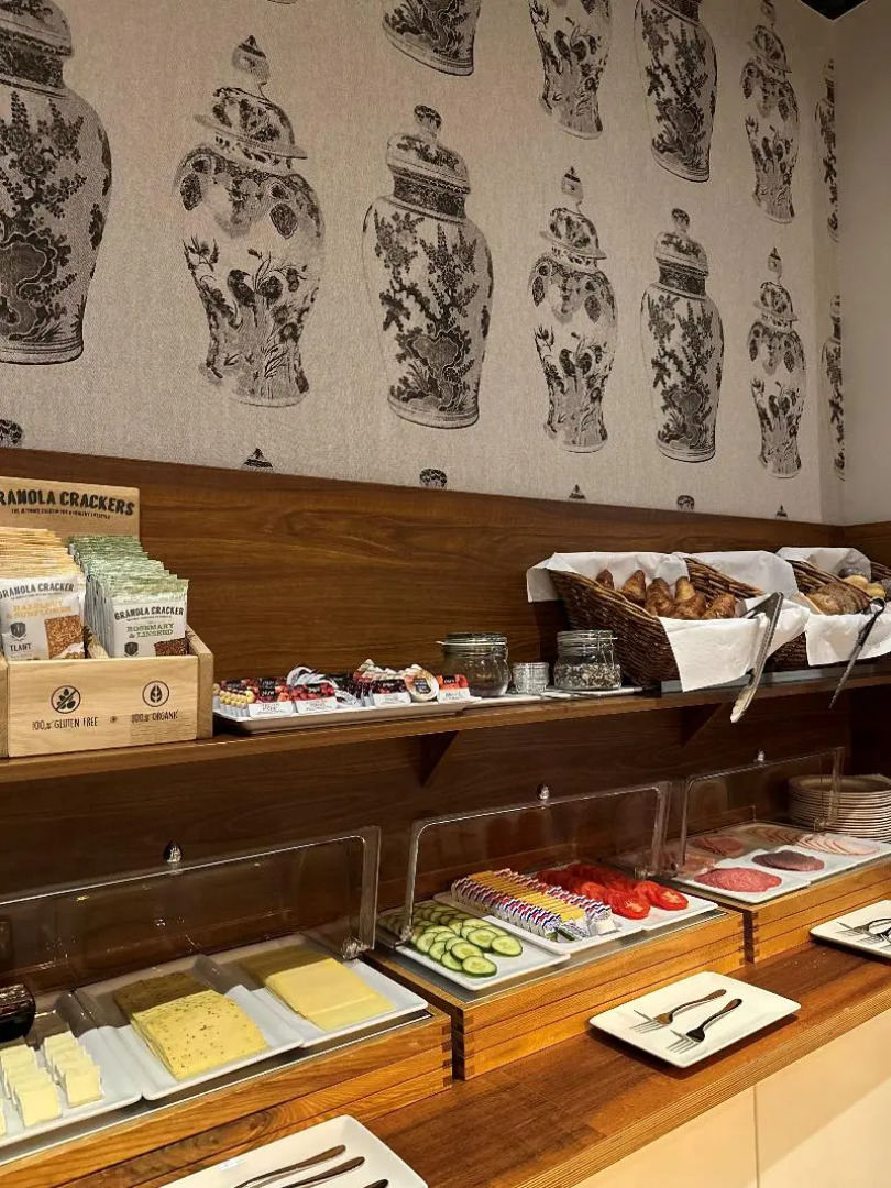 Отель Cornelisz