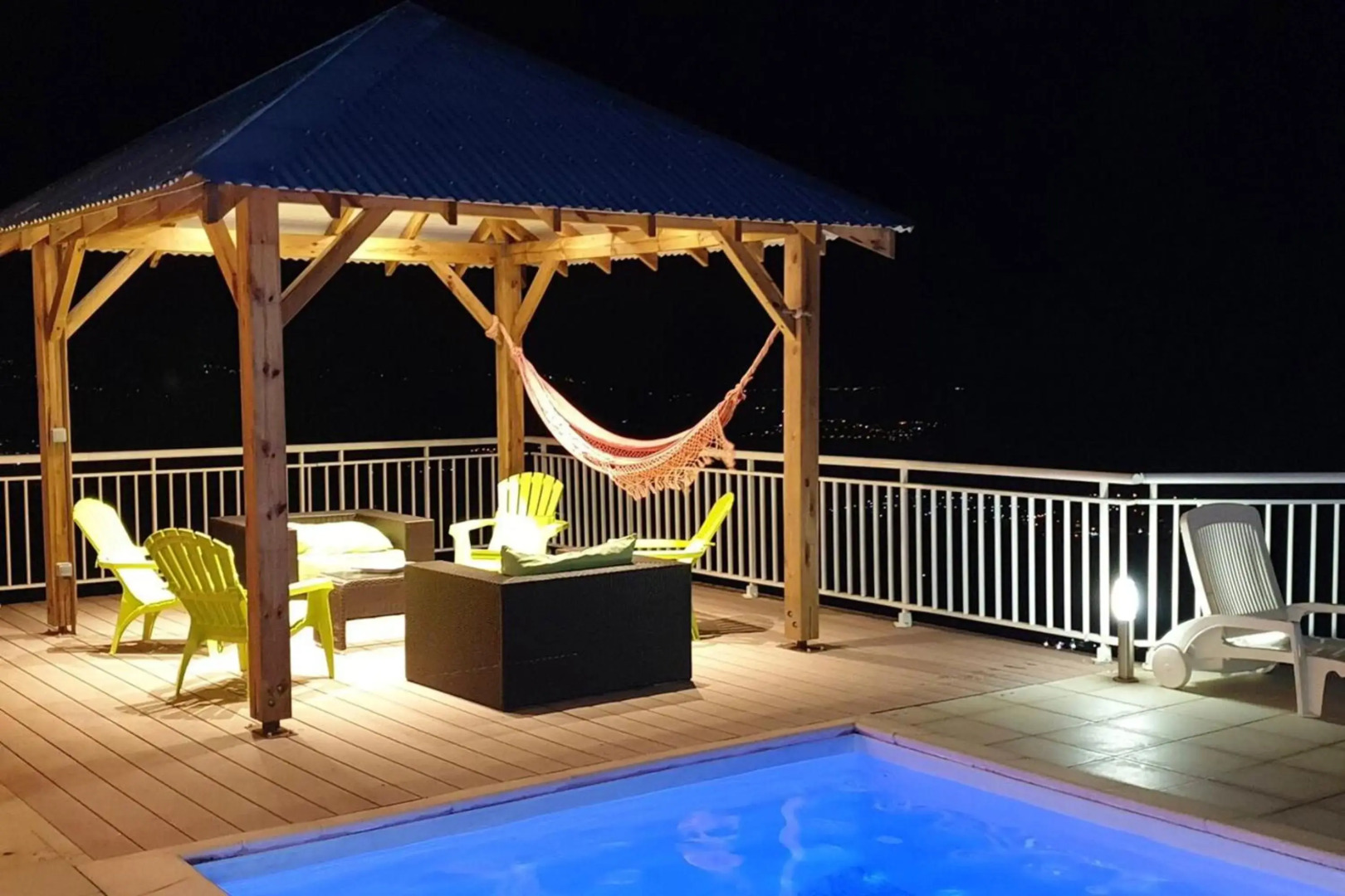 Villa de 3 chambres avec vue sur la mer piscine privee et jardin amenage a Le Diamant