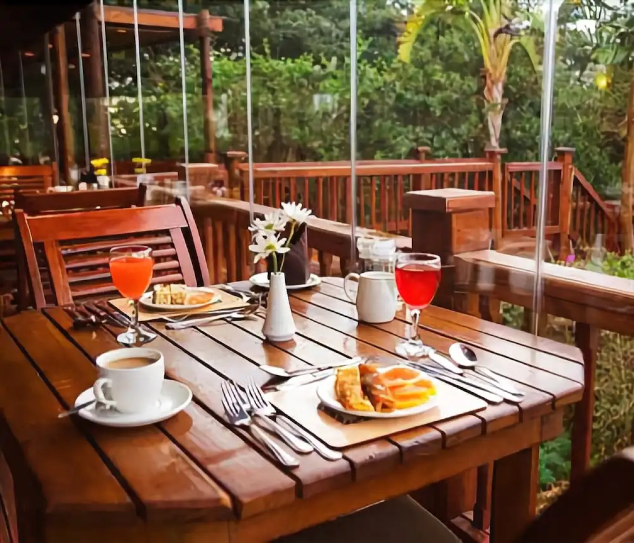 Crawfords Beach Lodge & Cabins