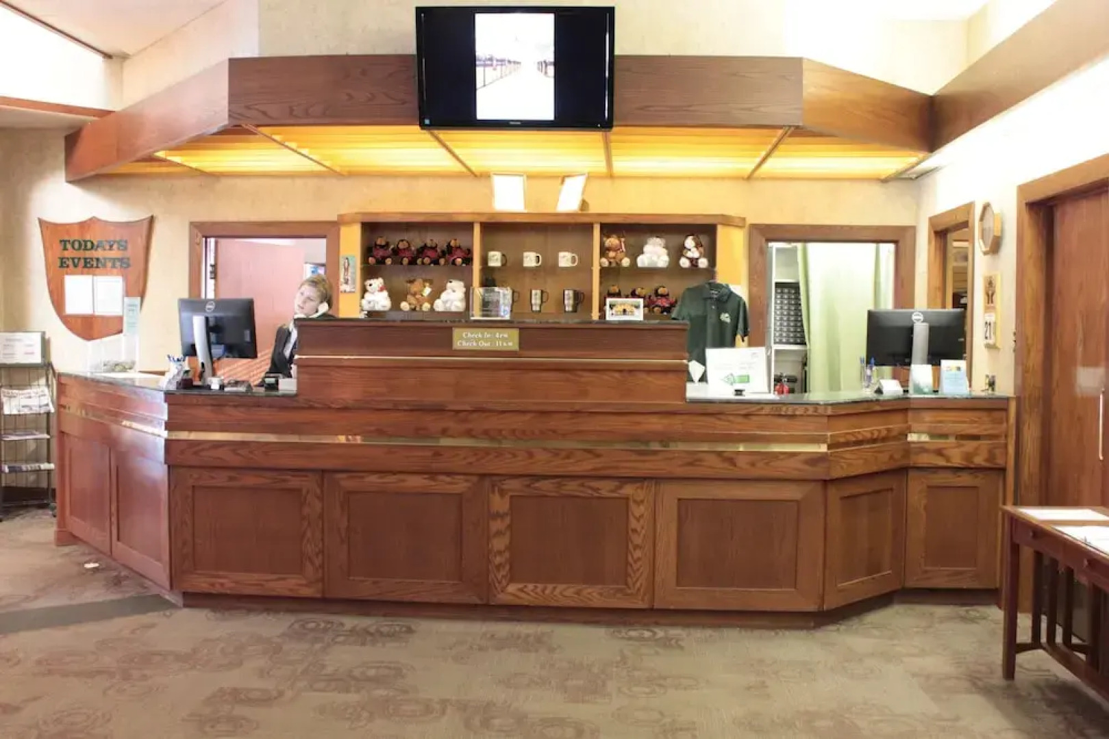 Elkhorn Resort, Spa, and Conference Centre