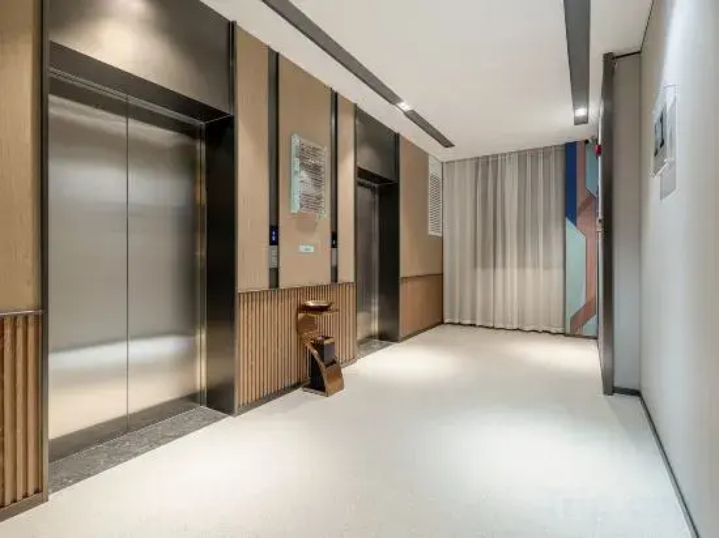 Echarm Hotel (Du'an High-speed Railway Station)