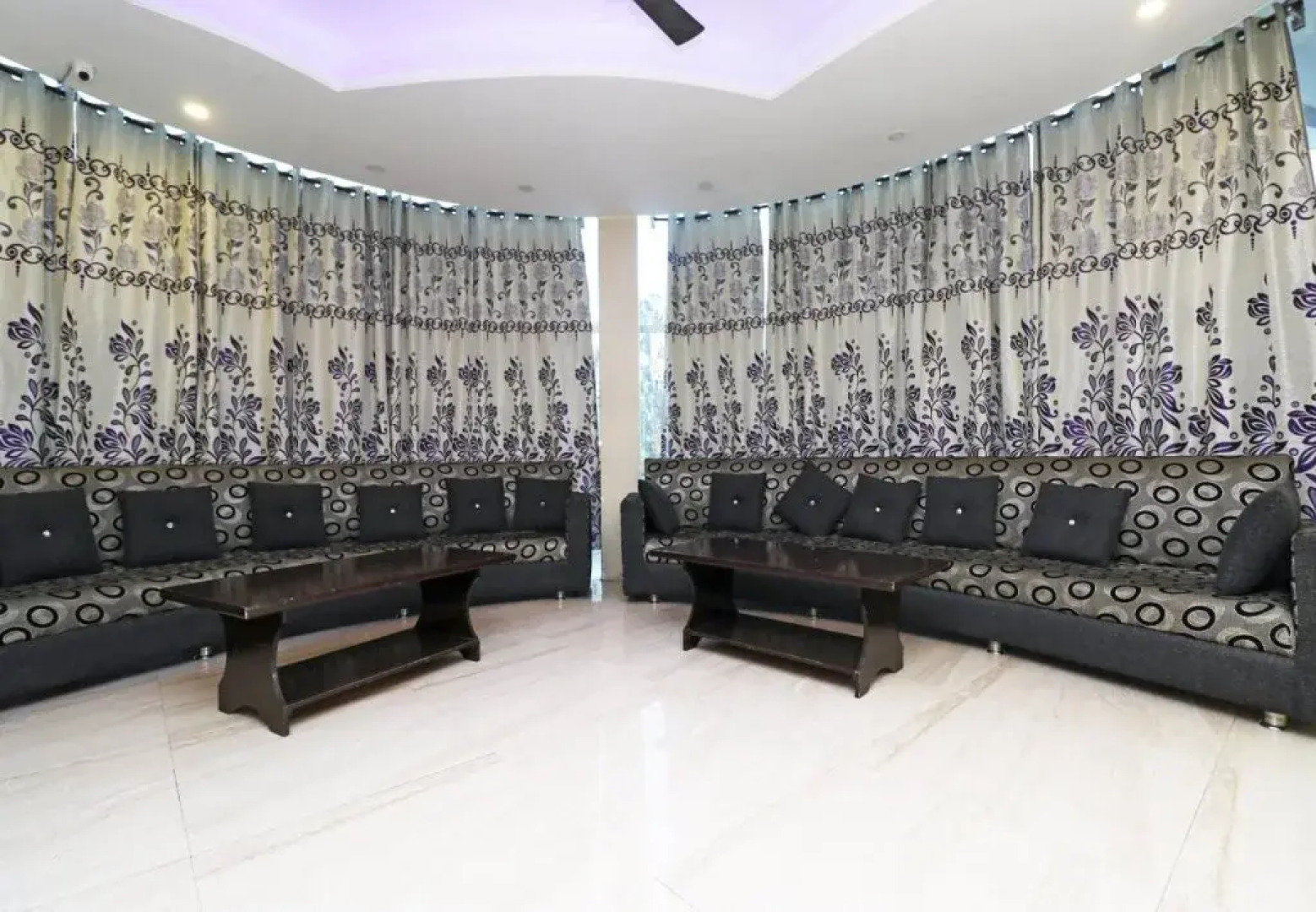 Hotel Heaven Heights By OYO Rooms