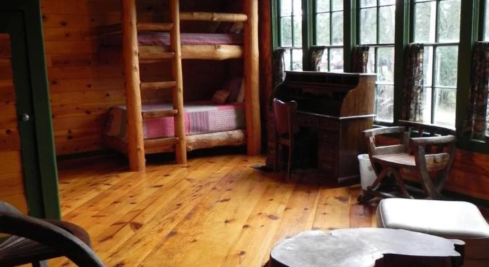 Mechem Dr Apache Village & Cabins by VTrips