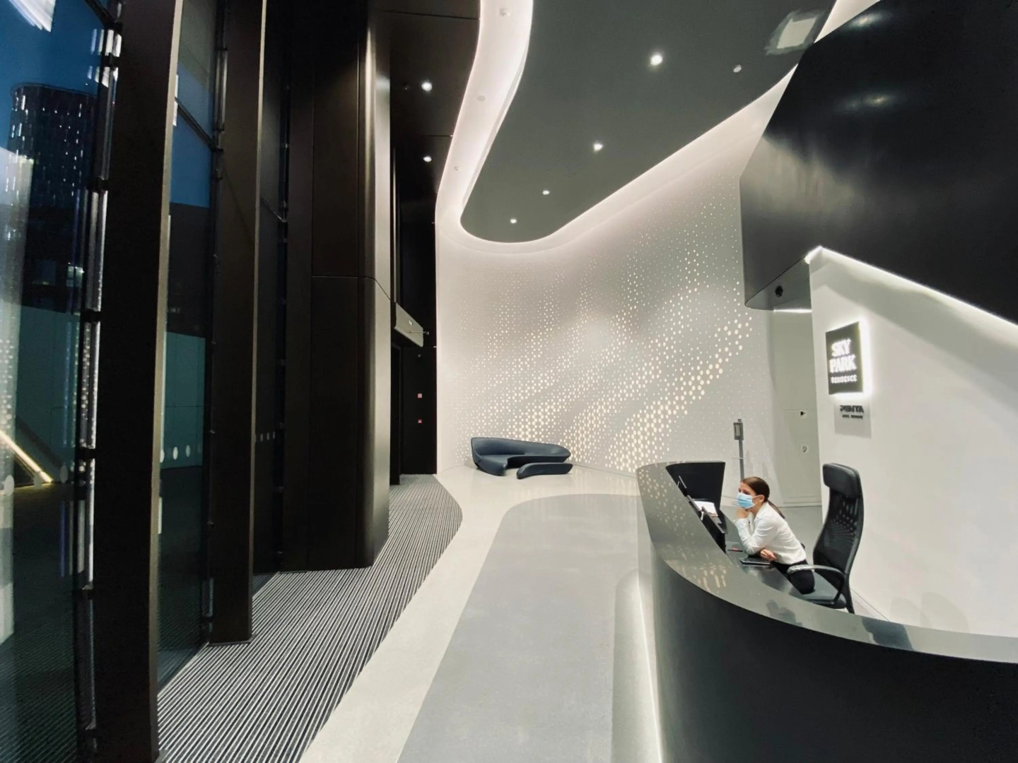 SKY PARK Central City Downtown