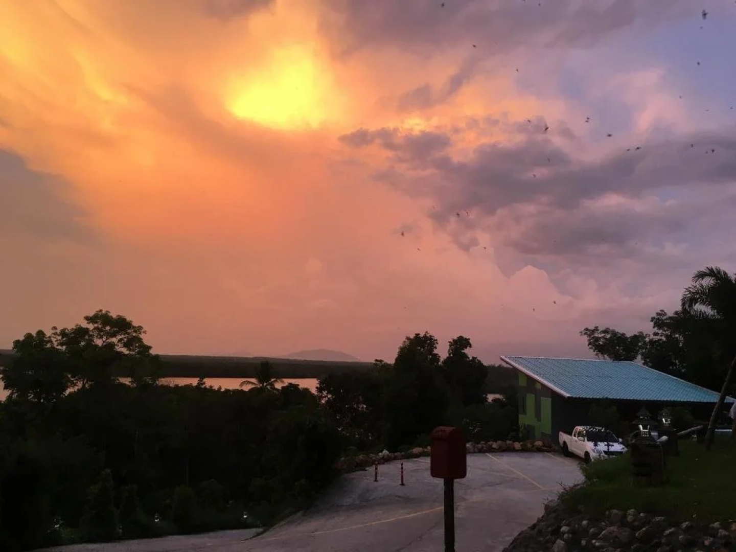 Heaven Hill Resort