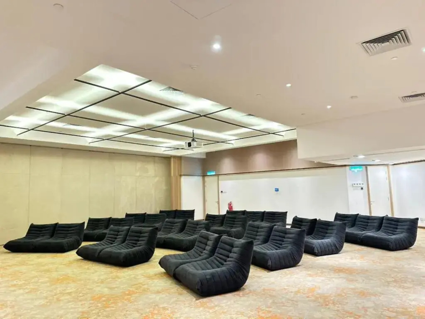 1001 Nights Hotel, Trademark Collection by Wyndham