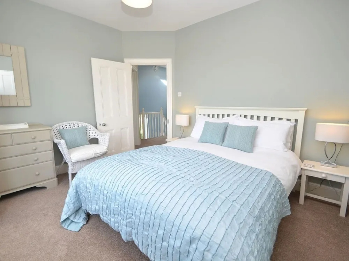 Peaceful Holiday Home in Kingswear Devon With Terrace