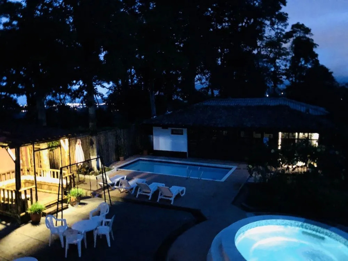 Entre Los Arboles Hotel