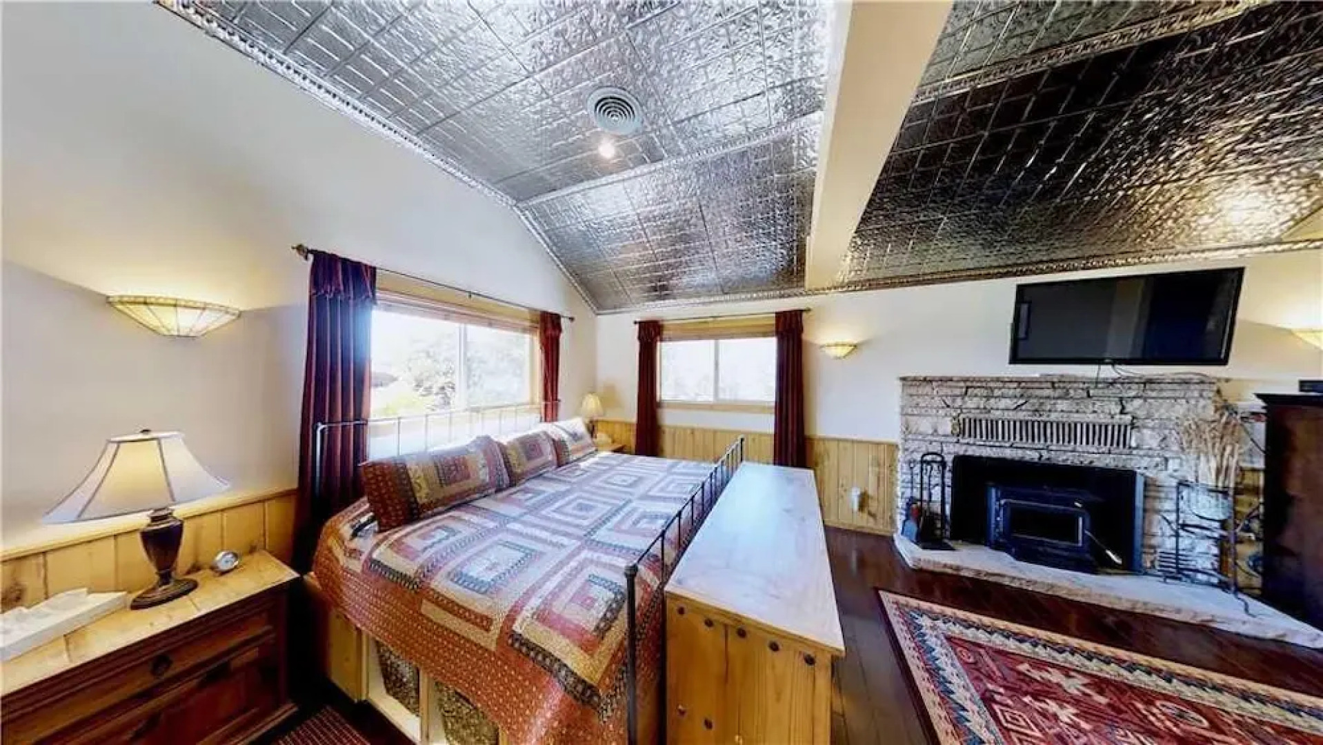 Pack Creek Lodge Suite by RedAwning