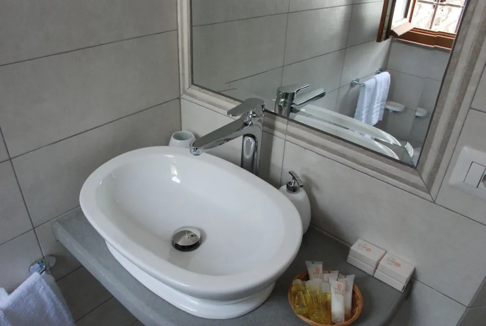 Santo Mercurio Country House